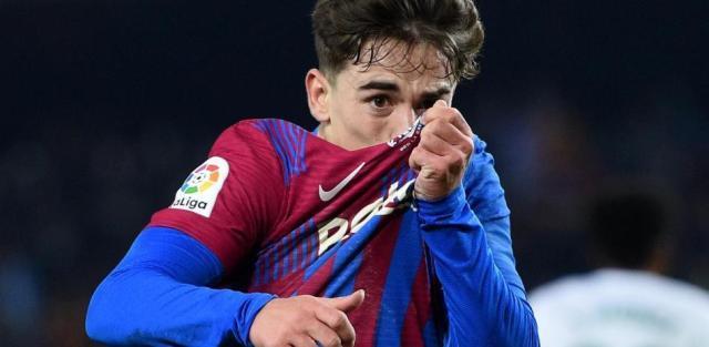 意昂体育入口-还不和加维续约,巴萨到底在拖什么?